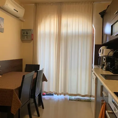 Dari Garden градина 아파트